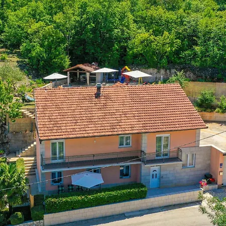 Four-bedroom In Ferienhaus *